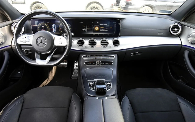 Mercedes-Benz Klasa E cena 168508 przebieg: 89369, rok produkcji 2020 z Środa Wielkopolska małe 352